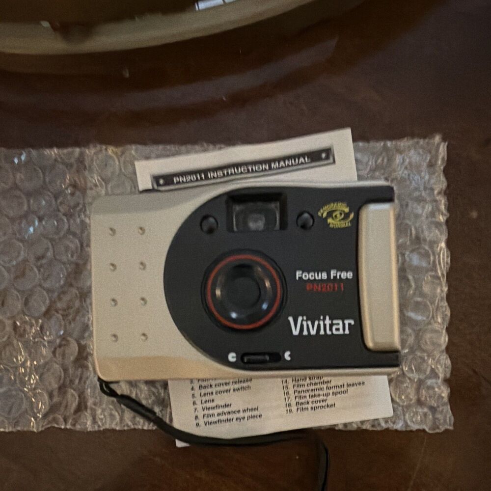 Vivitar PN2011 35mm Compact Fixed Focus Panoramic Camera w/ Manual Black/Silver